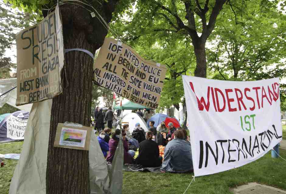 Il voto decisivo non è nei campus ed è sottovalutato, ci dice Ben Smith