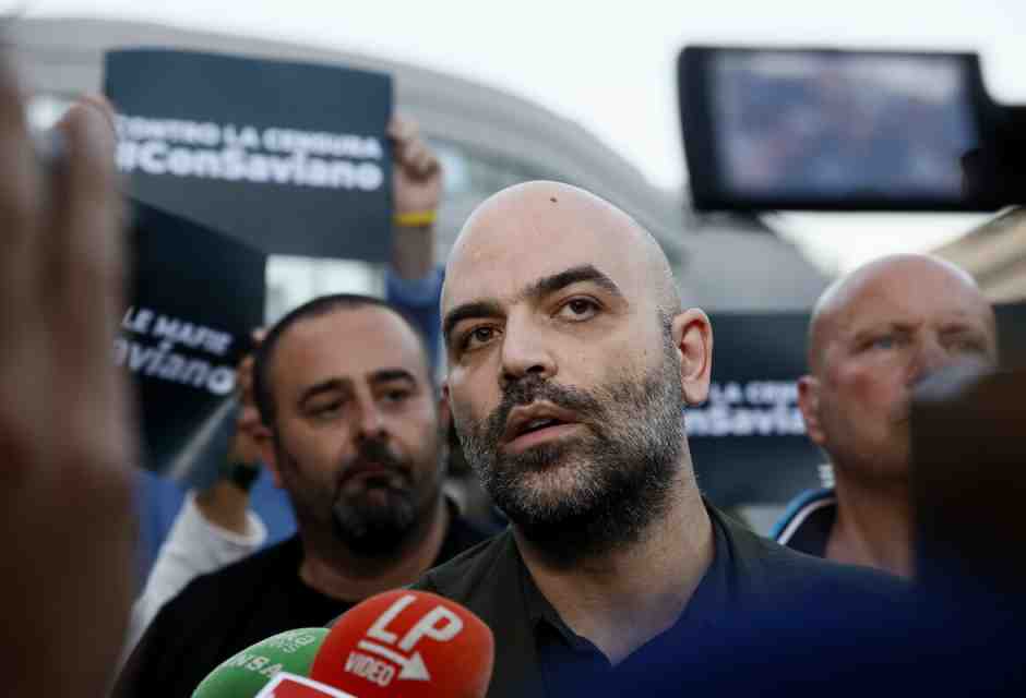 Saviano confonde la felicità con l'Oktoberfest