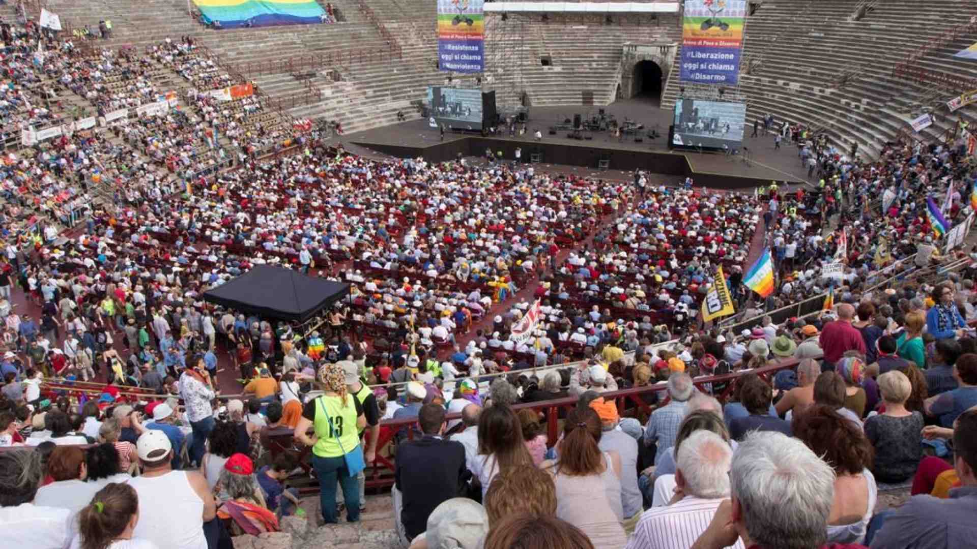La pace è benvenuta in Arena