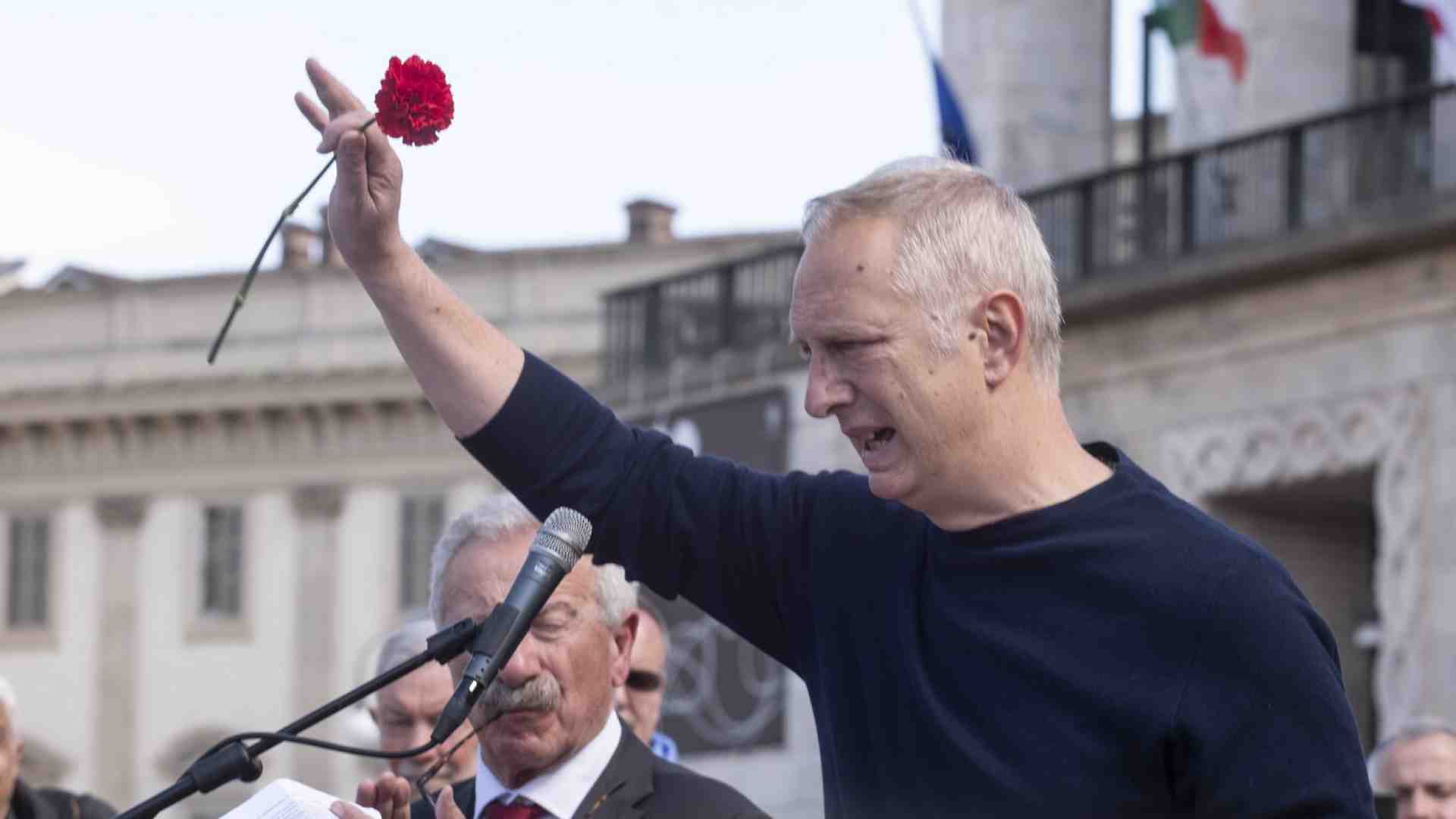 Scurati contro la corruzione. Ma non sa che l’aggettivazione indignata è un peccato mortale?