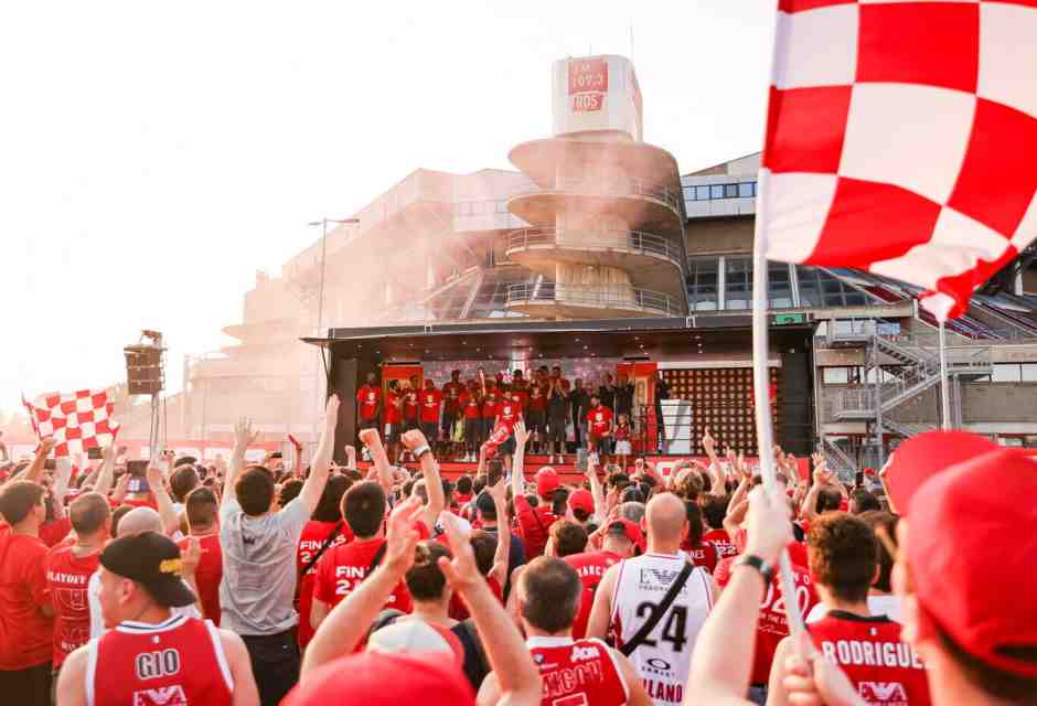 Milano comincia la sua prova del tre