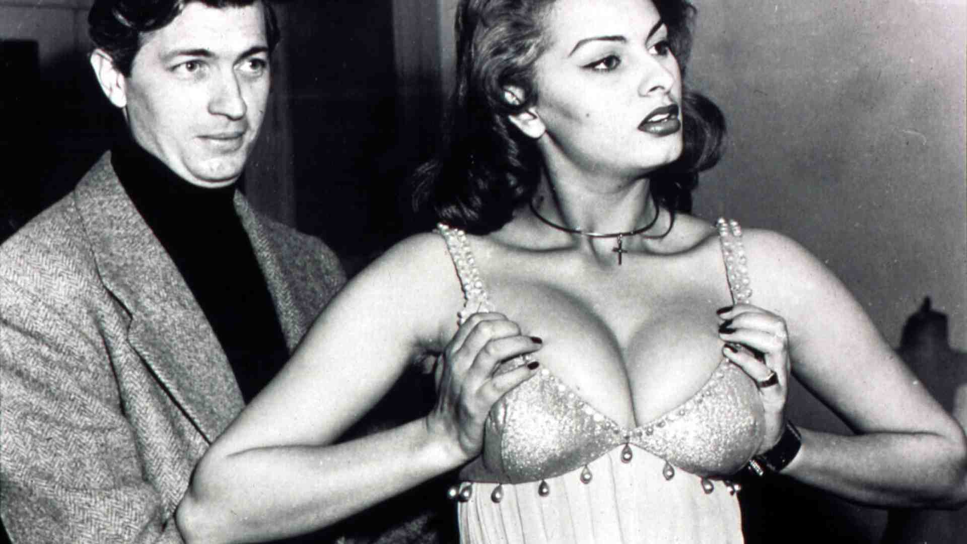 C'era una volta l’Italia delle maggiorate. Ma le tette sono tornate a creare scompiglio