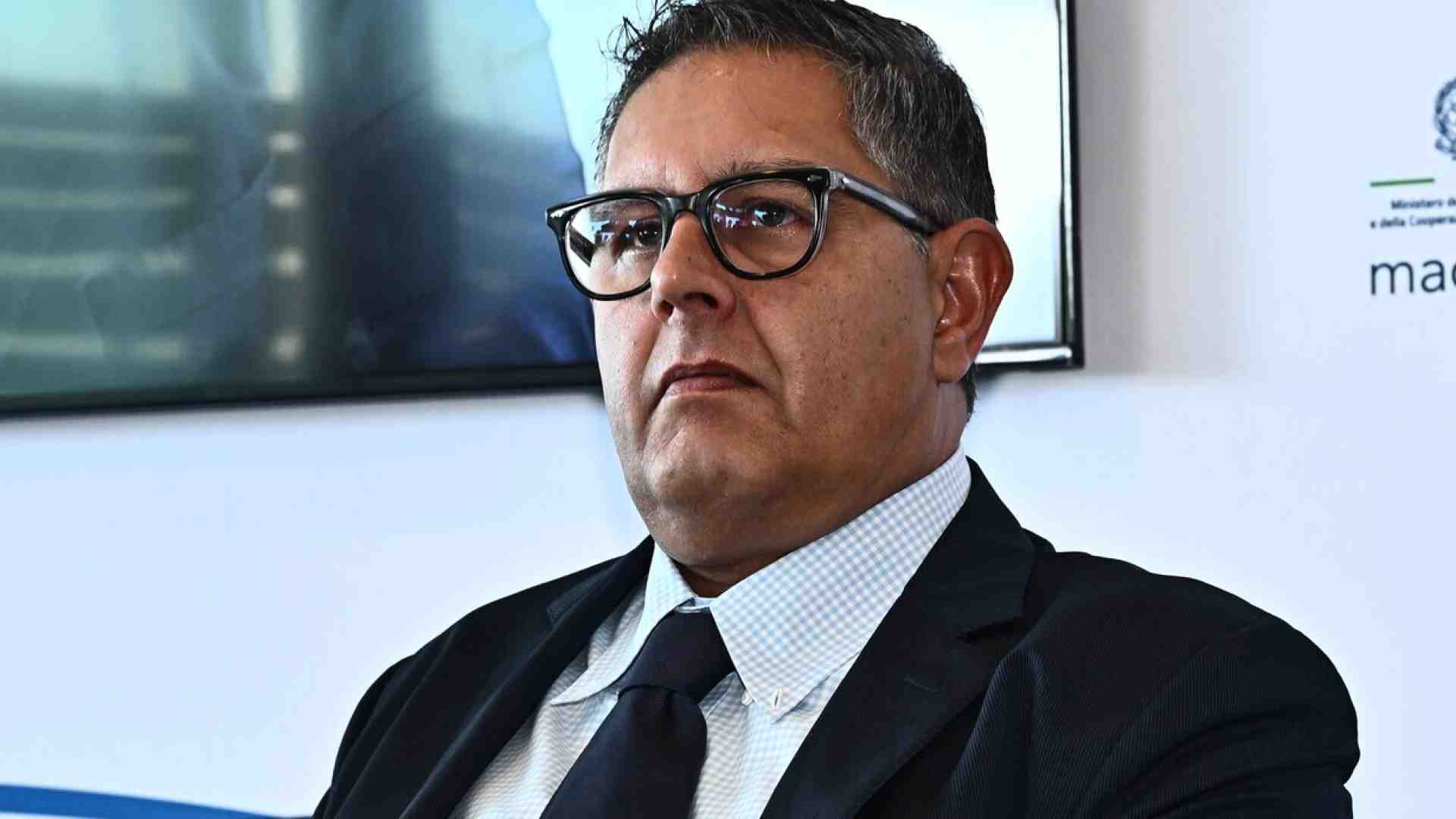 Per Toti anche la grana Covid: "Dati gonfiati". Cresce il pressing per farlo dimettere