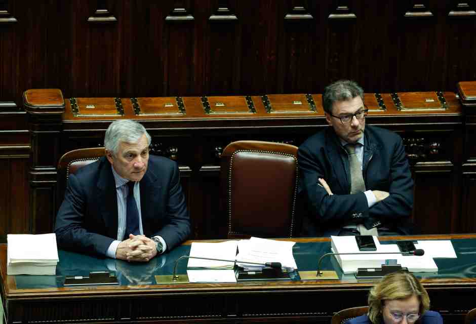 Dopo il Superbonus, ora Tajani e Giorgetti litigano anche sulla Sugar Tax