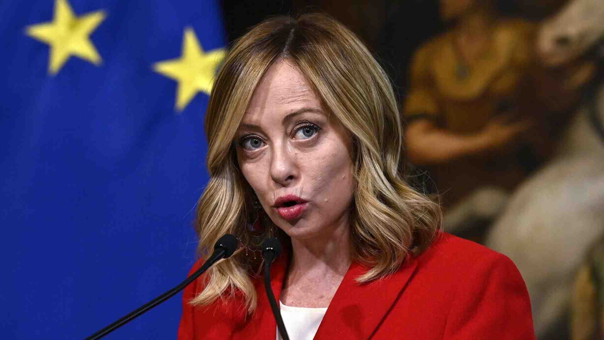 Meloni rinvia le nomine di Cdp, Rai e Fs per fare i conti con Salvini dopo le europee. E sente Mattarella
