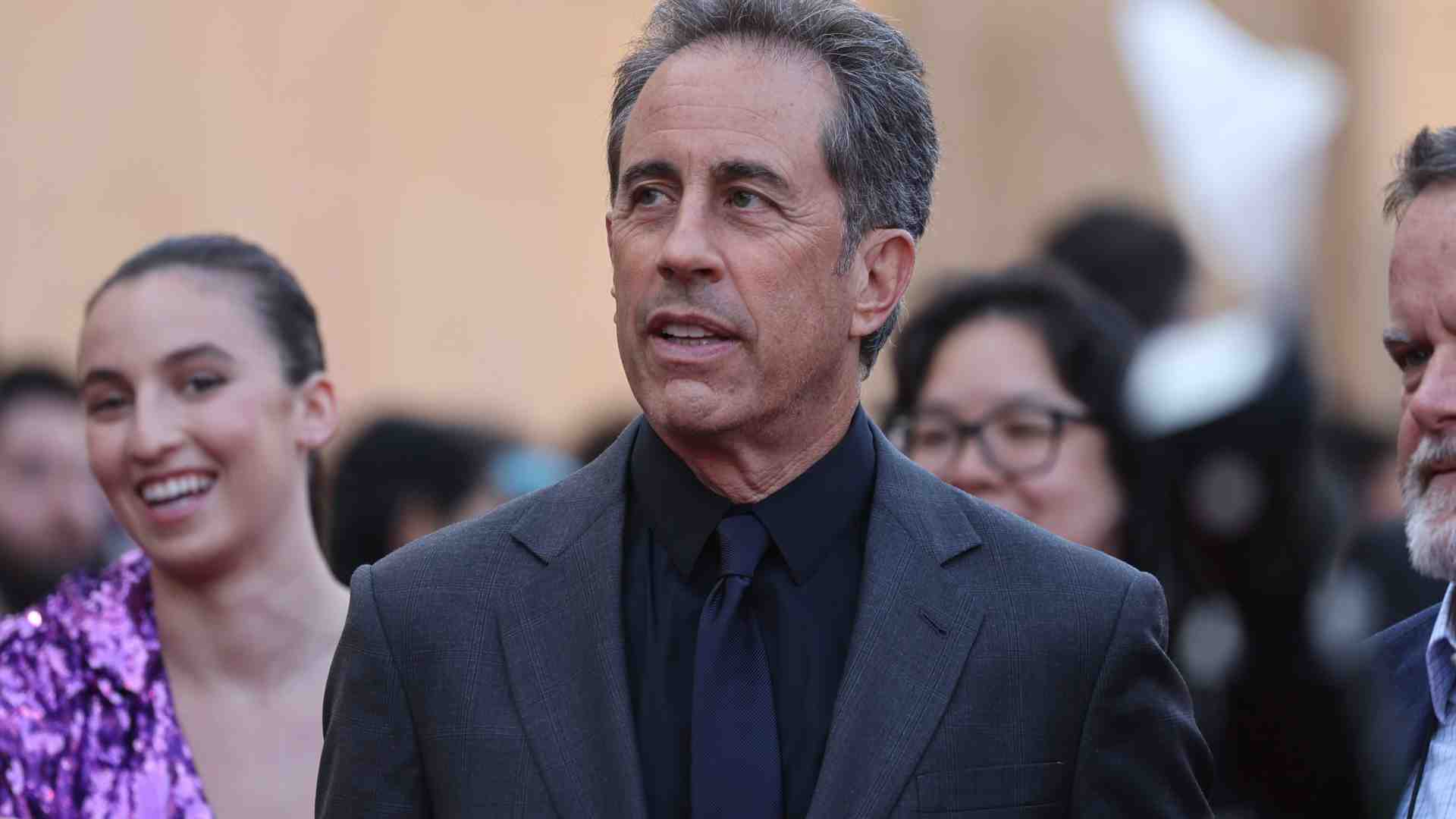 Difendere la libertà con l’arma rivoluzionaria dell’umorismo