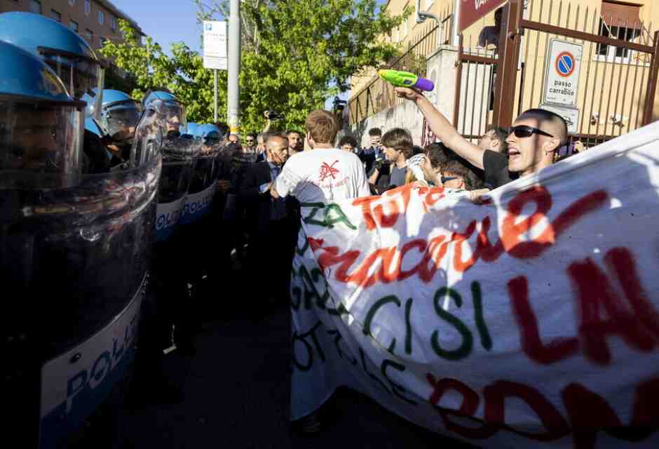 L’abdicazione delle università e le parole forti di Mattarella