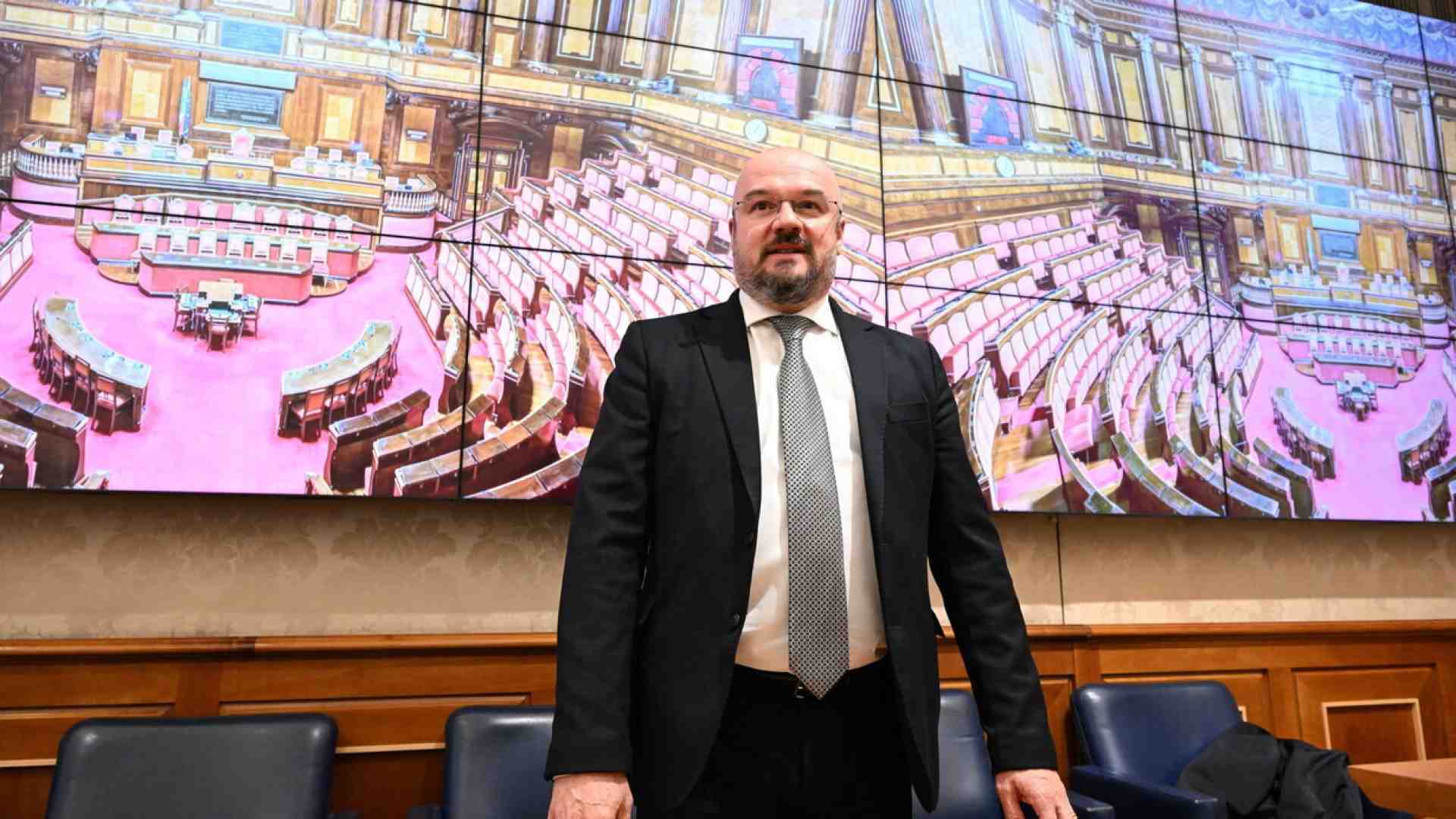 Borghi (Iv): “Su Giambruno e la sua auto preoccupanti giochi di potere. Le fake news russe un pericolo per l'Italia"