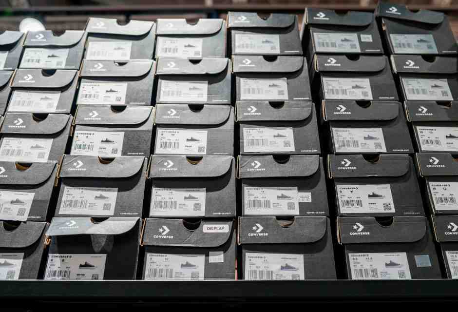 Tre milioni di pacchi in tre mesi: il retail milanese è digital