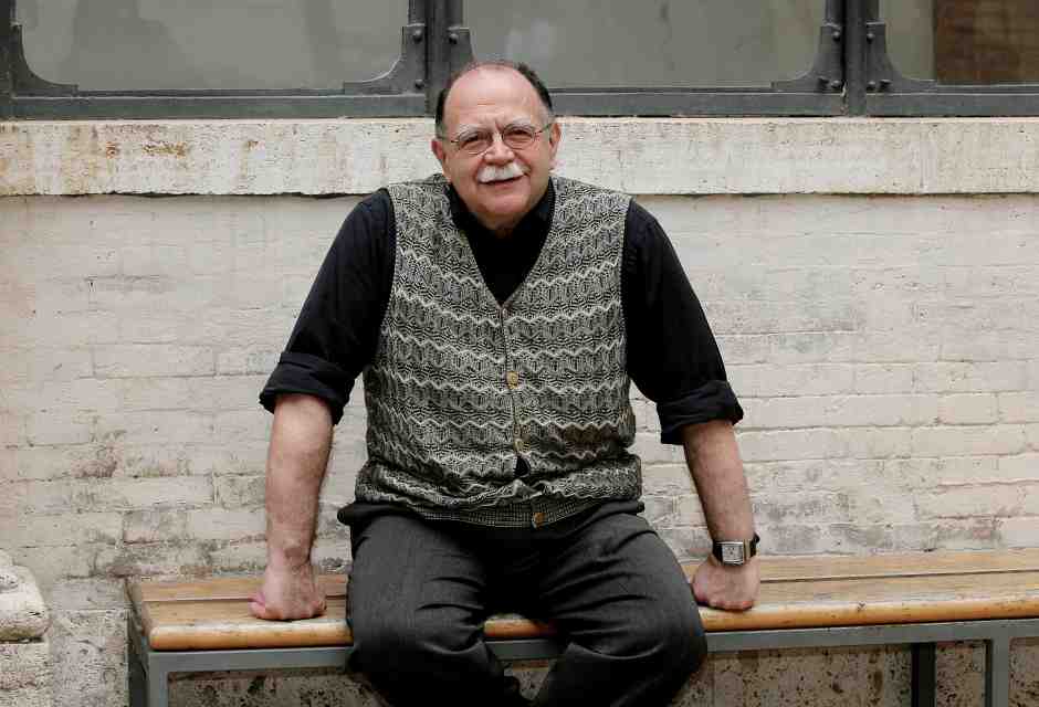 Walter Siti annusa un clima da anni 70 e forse si farà scrittore militante