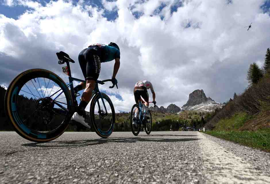 Giro d'Italia, tutto il rosa delle Dolomiti
