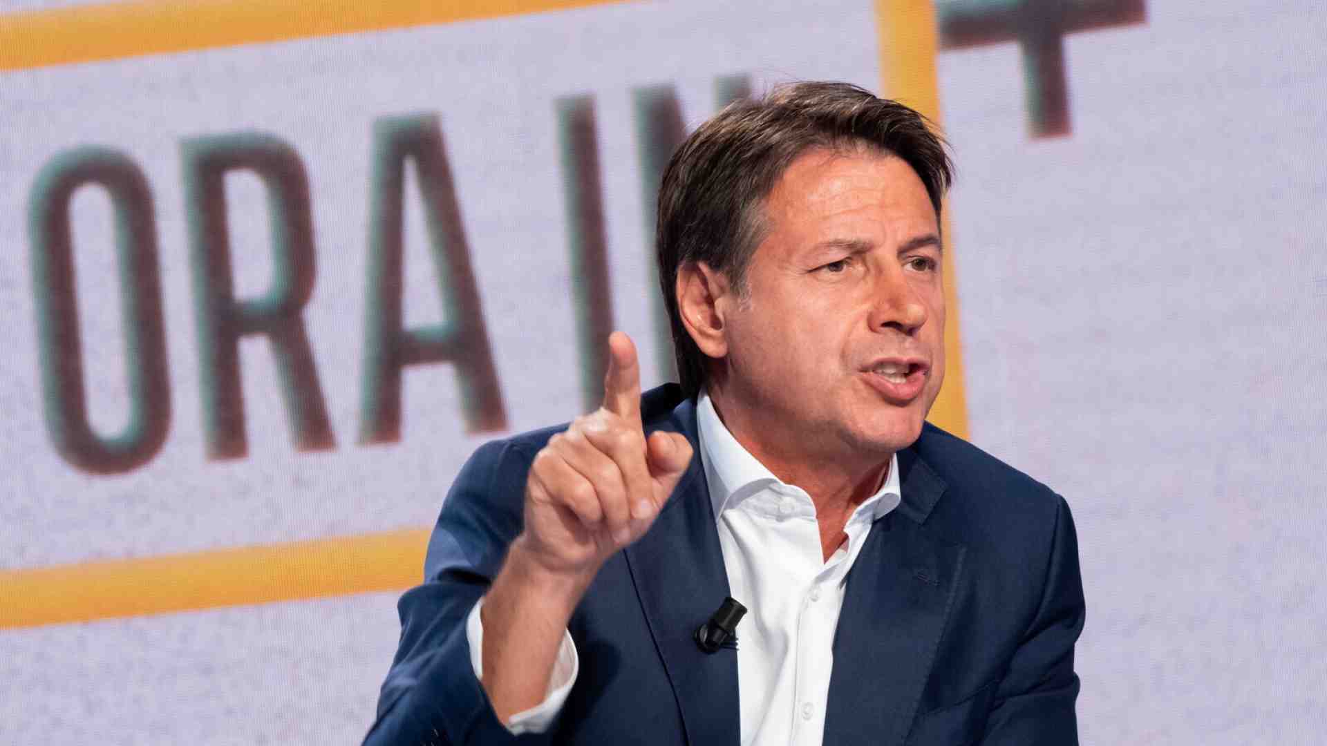 Conte replica a Gentiloni: "Da lui un attacco vigliacco"