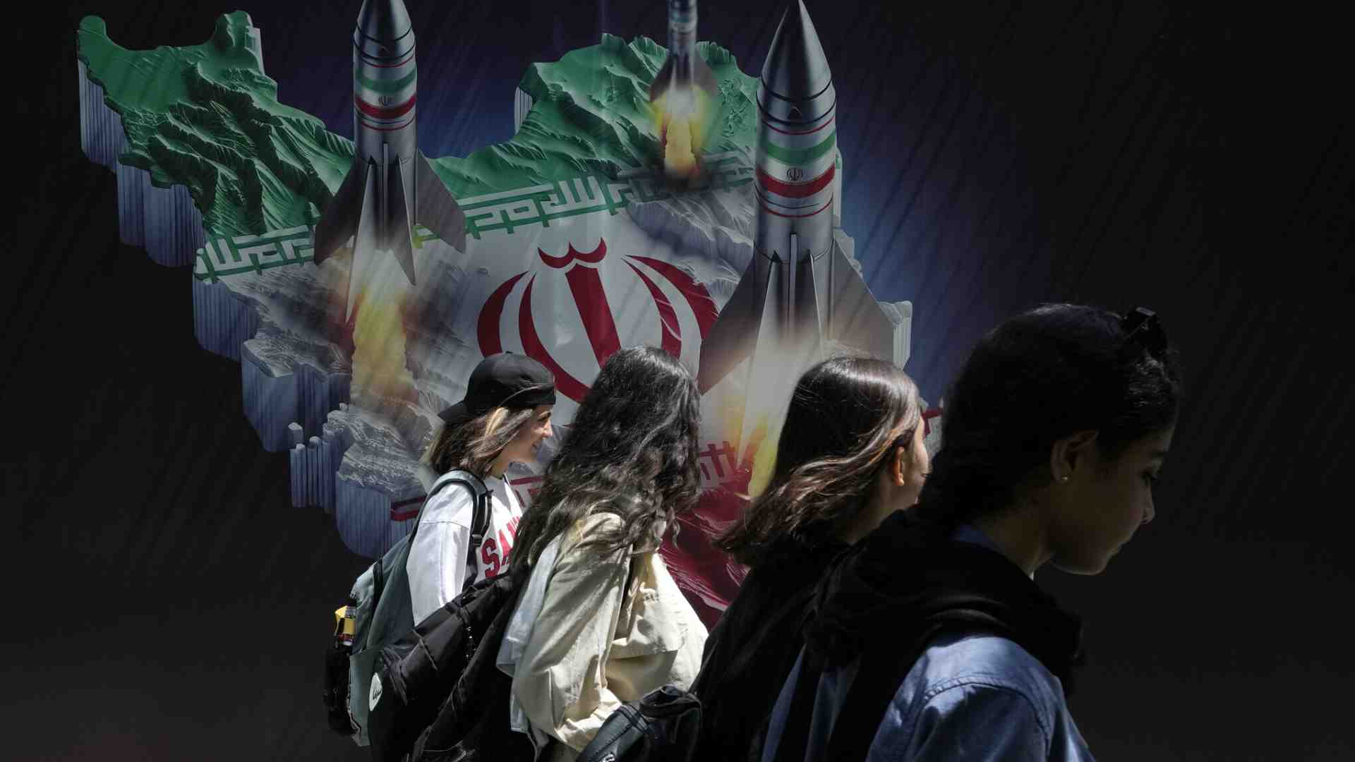 Più che con il nuovo governo, dall’Iran arriverà una novità se i pasdaran vinceranno sull’atomica
