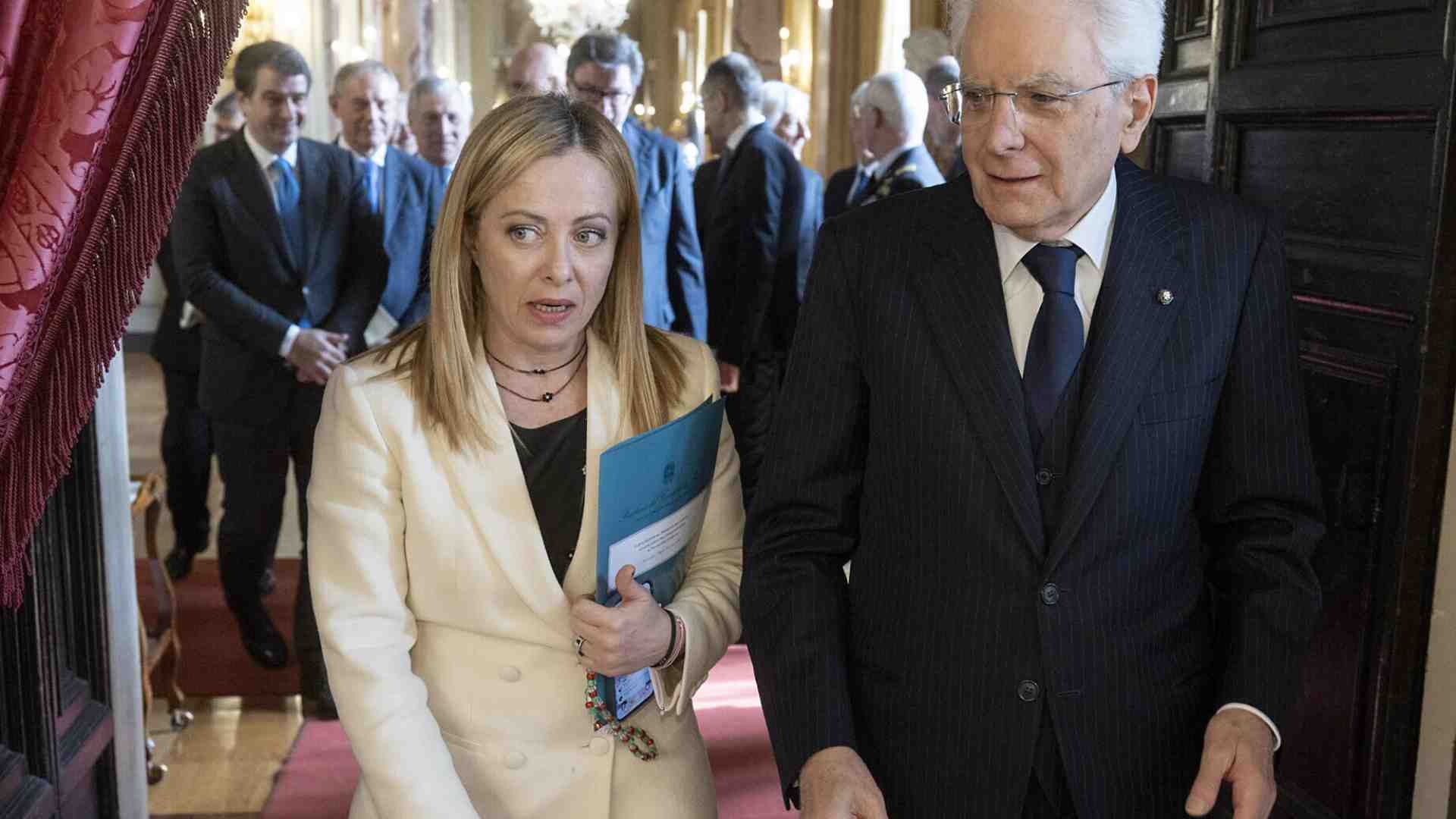 I pranzi informali tra Mattarella e Meloni e i temi di cui discutono a tavola