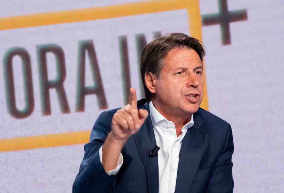 Conte replica a Gentiloni: "Da lui un attacco vigliacco"