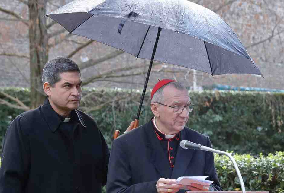 La Santa Sede chiama Pechino