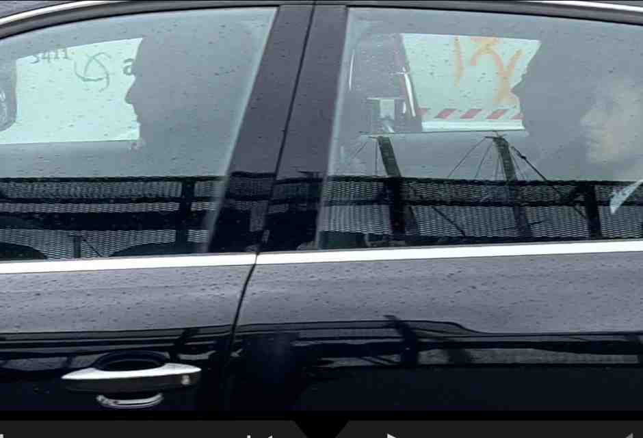 Toti arrivato a Genova per l'interrogatorio. Il suo legale: "Presenteremo un'istanza per la revoca degli arresti"