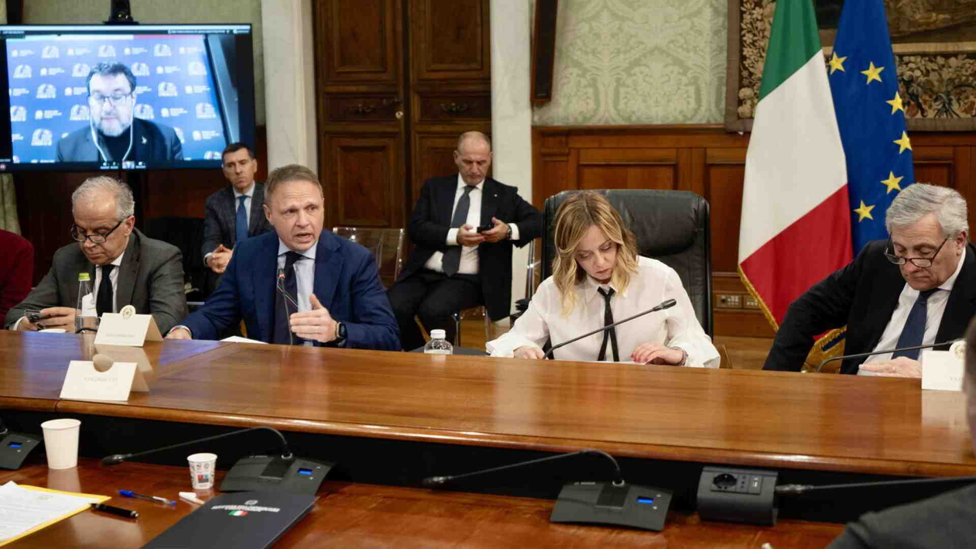 Via libera al decreto Salva casa. Salvini: "Non è un condono"