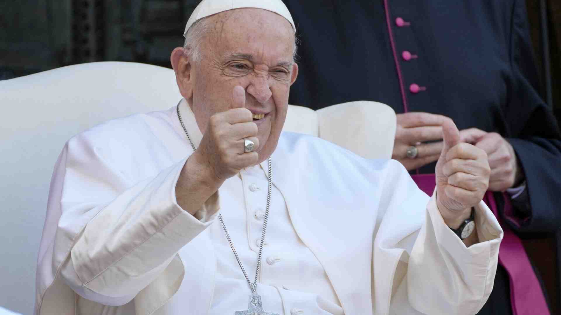 Dal “Chi sono io per giudicare un gay?” alla “troppa froceria”. La traiettoria del pontificato di Francesco