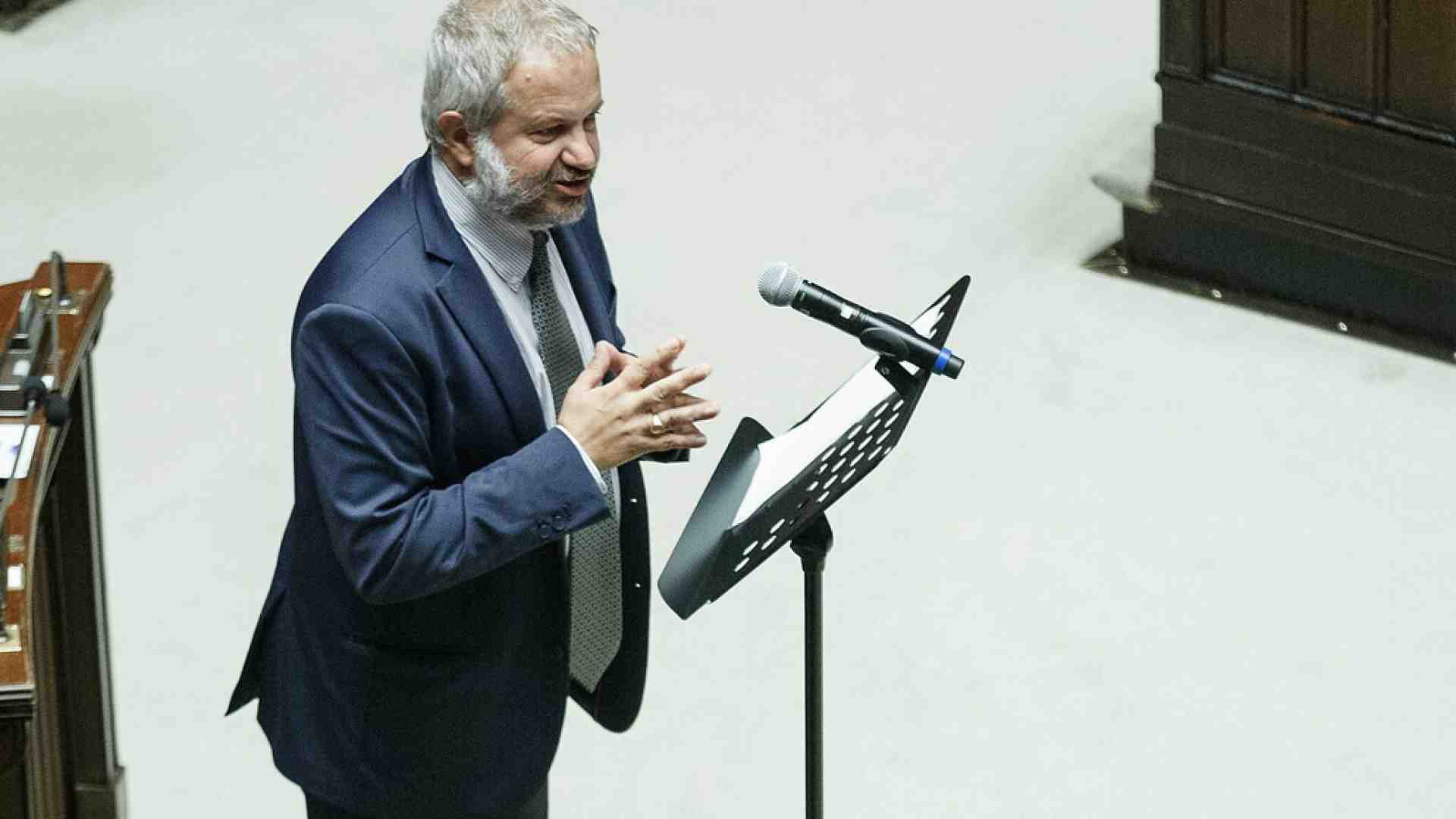 Parla Borghi (Lega): "L'Ucraina si accontenti del pareggio con Putin. Troppi ingrati con Salvini"