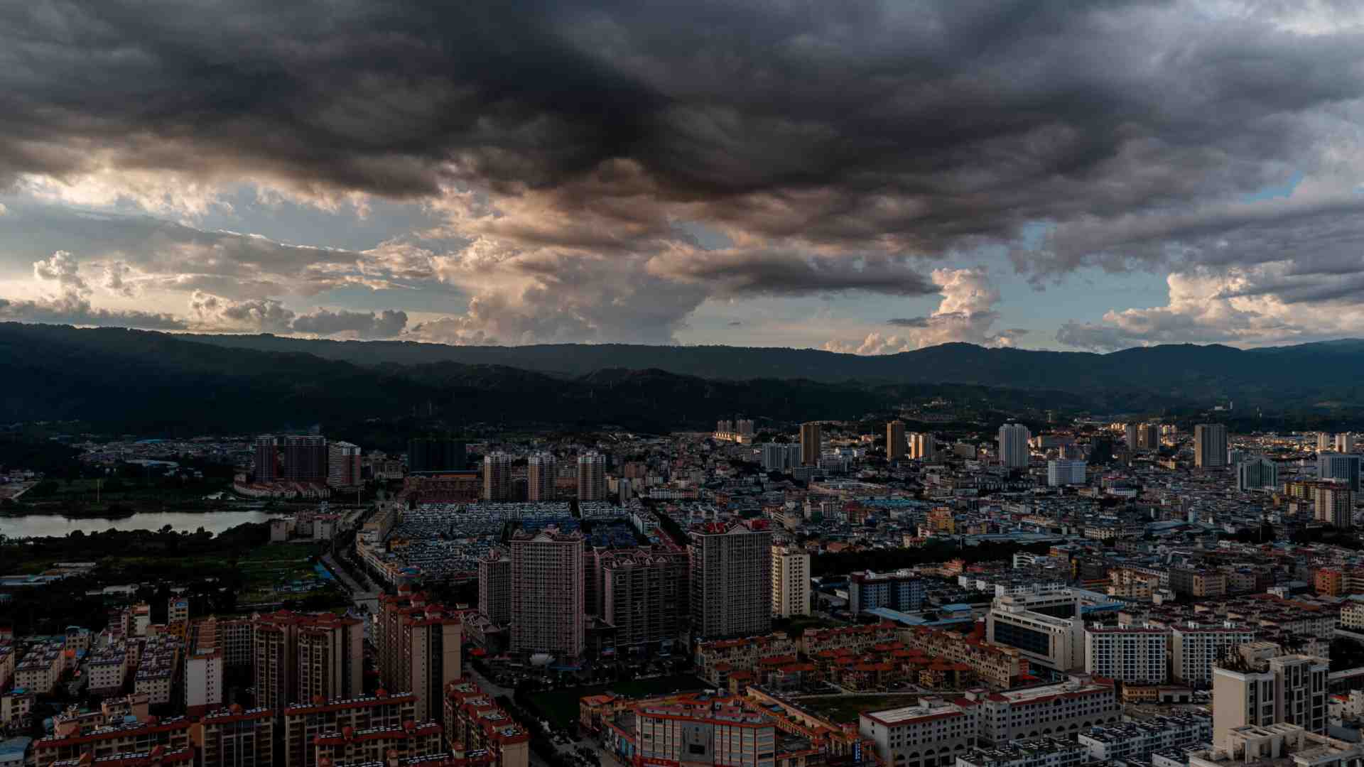 Viaggio a Ruili, una delle scam city cinesi patria di truffe e criminalità online