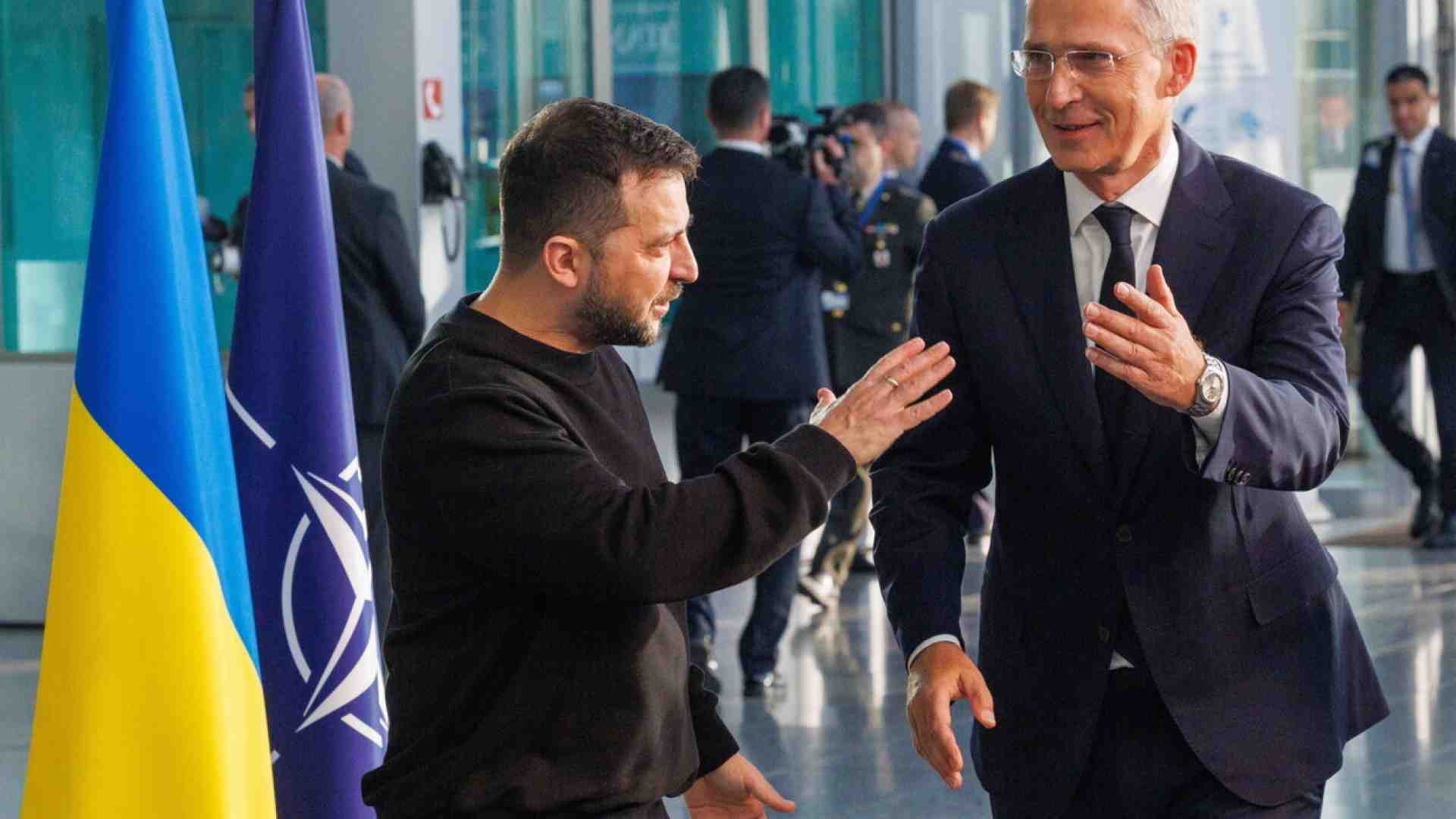 “Su Kyiv i partiti cercano facili consensi. Stoltenberg? E’ stato strumentalizzato”. Parla Stefanini (Ispi)