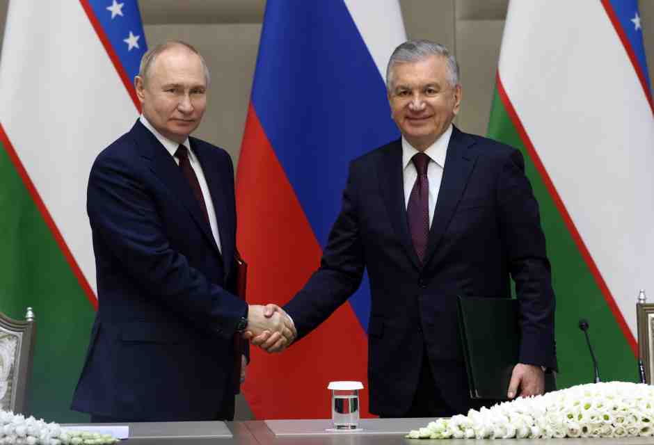 L’Uzbekistan accoglie Vladimir Putin ma poi va a trattare con l’Ue a Roma