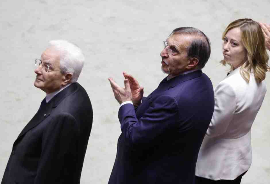 Meloni e il test Matteotti: fattuale, senza stupire. Per Fini e Violante va bene così