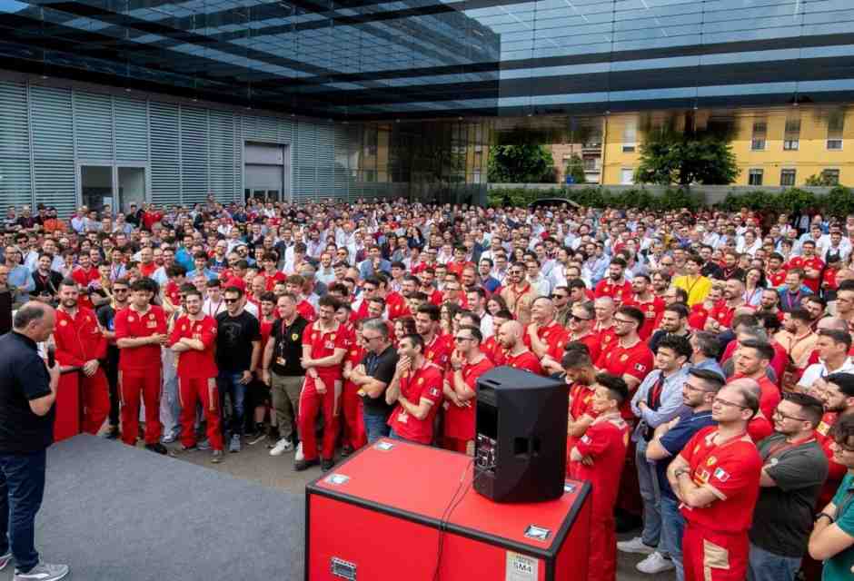 "Continuiamo a spingere". La ricetta Vasseur per la Ferrari