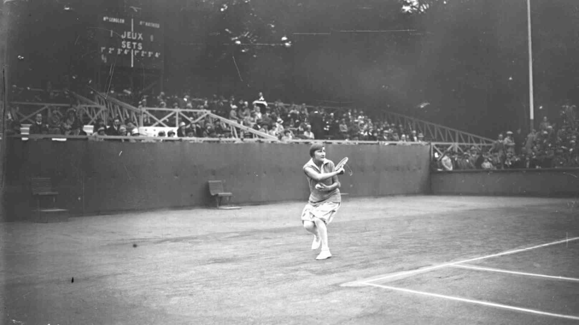 Tennis e liberazione, la vita tra sport e storia di Simonne Mathieu