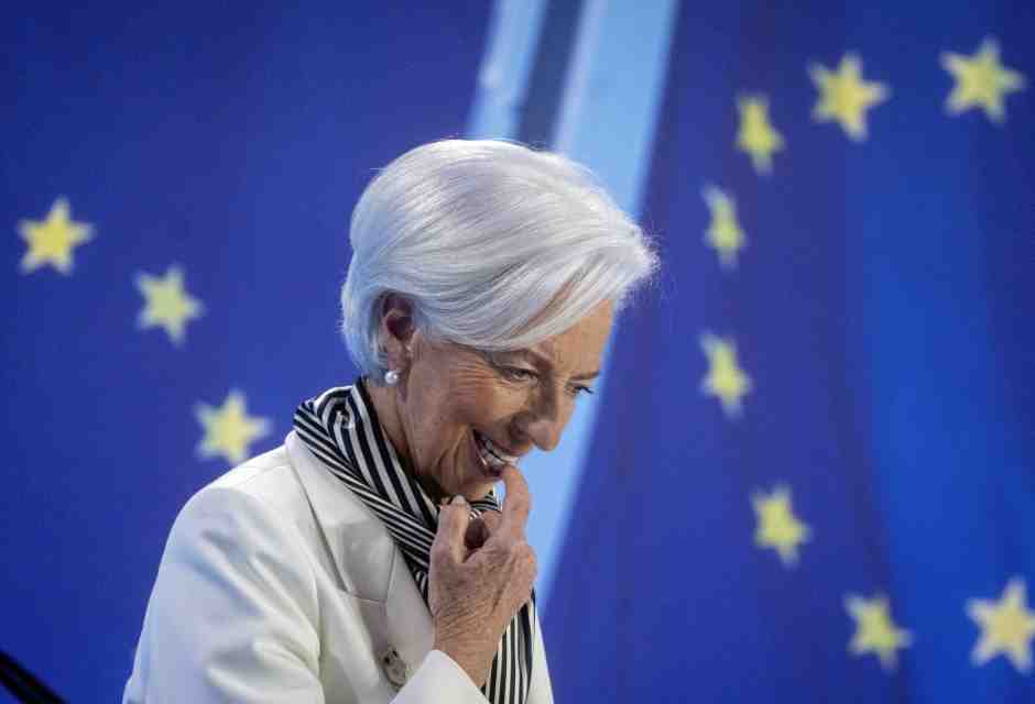Lagarde taglia i tassi dello 0,25. Prima della Fed ma non troppo