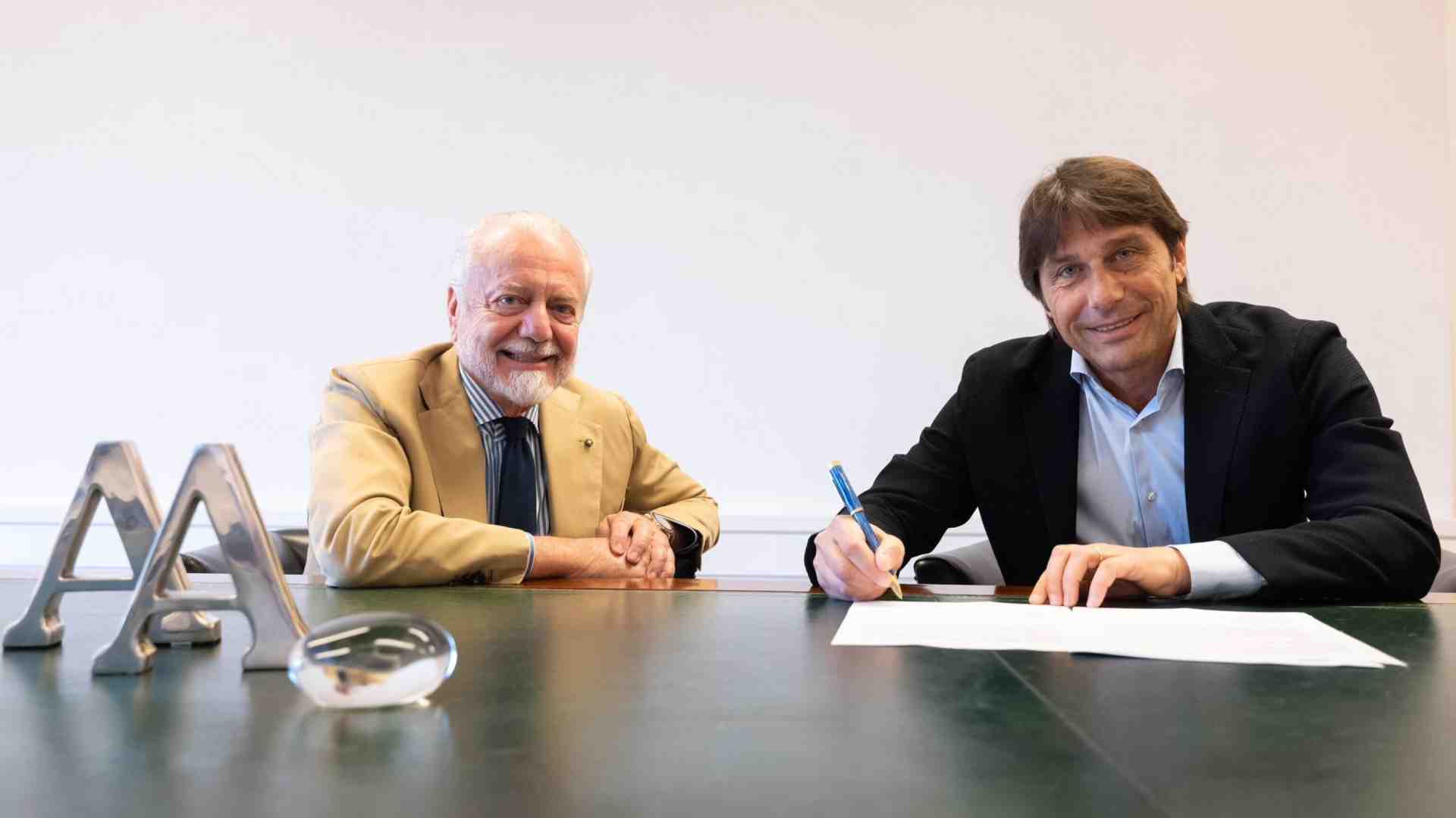 Per Conte anche De Laurentiis si è fatto più in là