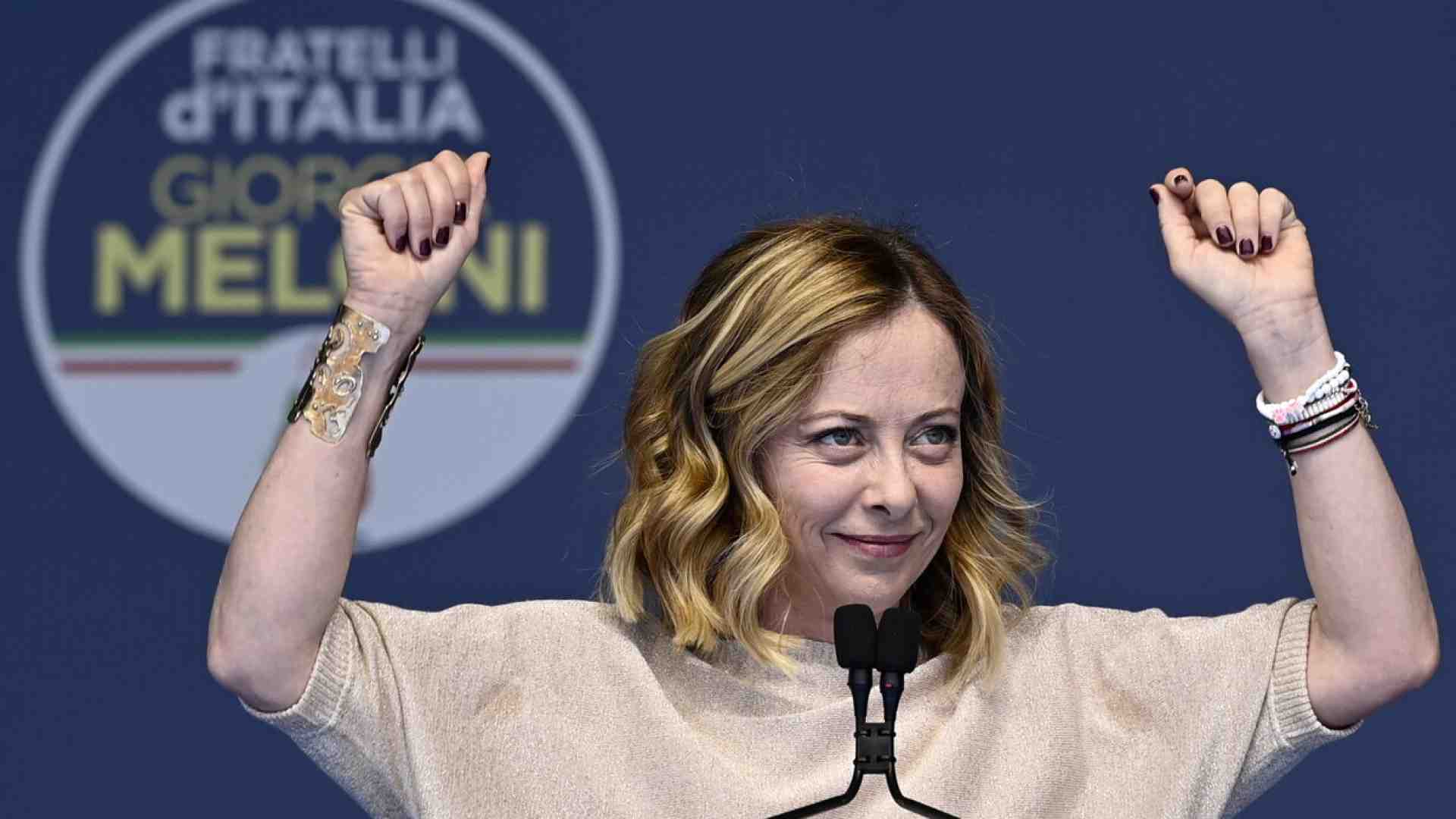 Se si votasse su Facebook Fratelli d'Italia vincerebbe le elezioni europee