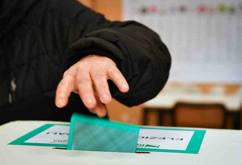 Bari, Firenze, Cagliari e le regionali in Piemonte: l'Italia al voto oltre alle europee