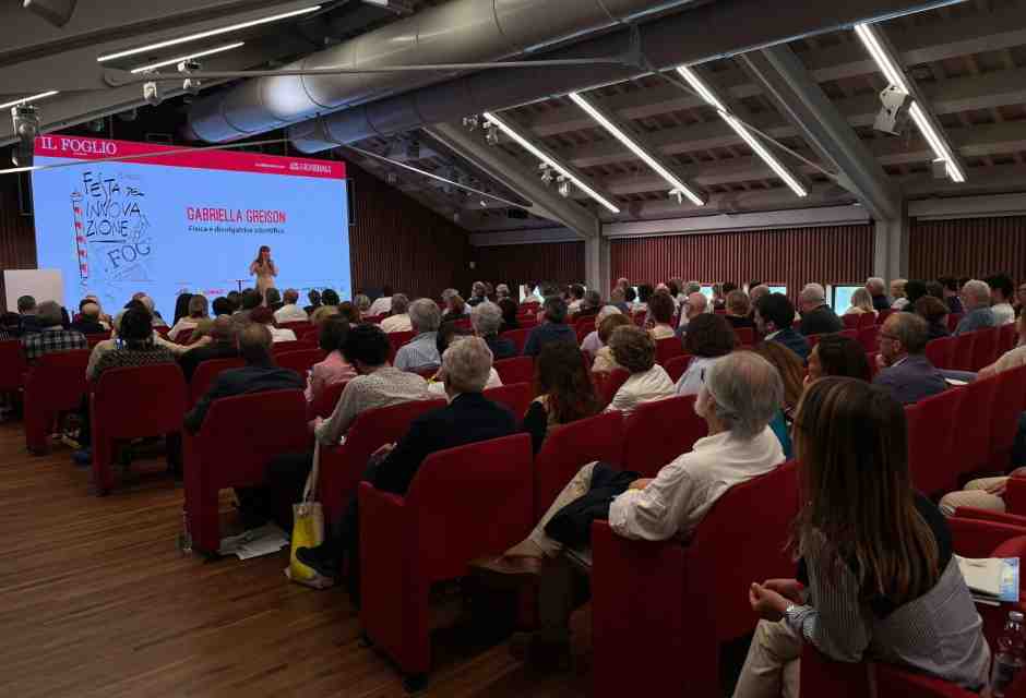 Gabriella Greison racconta la meccanica quantistica: "Una teoria dell'amore a distanza"