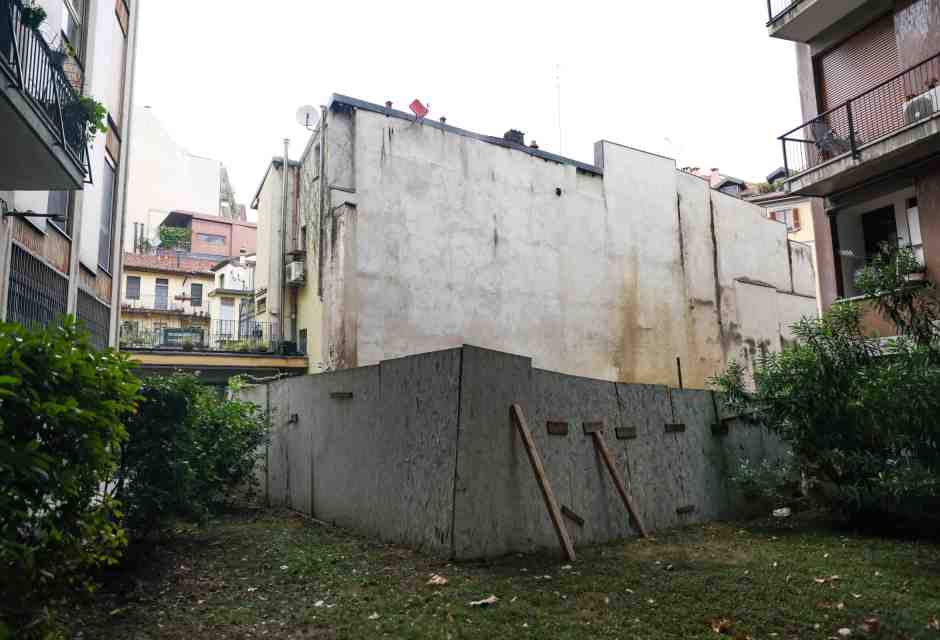 Il circo mediatico-giudiziario che ce l'ha con le case di Milano