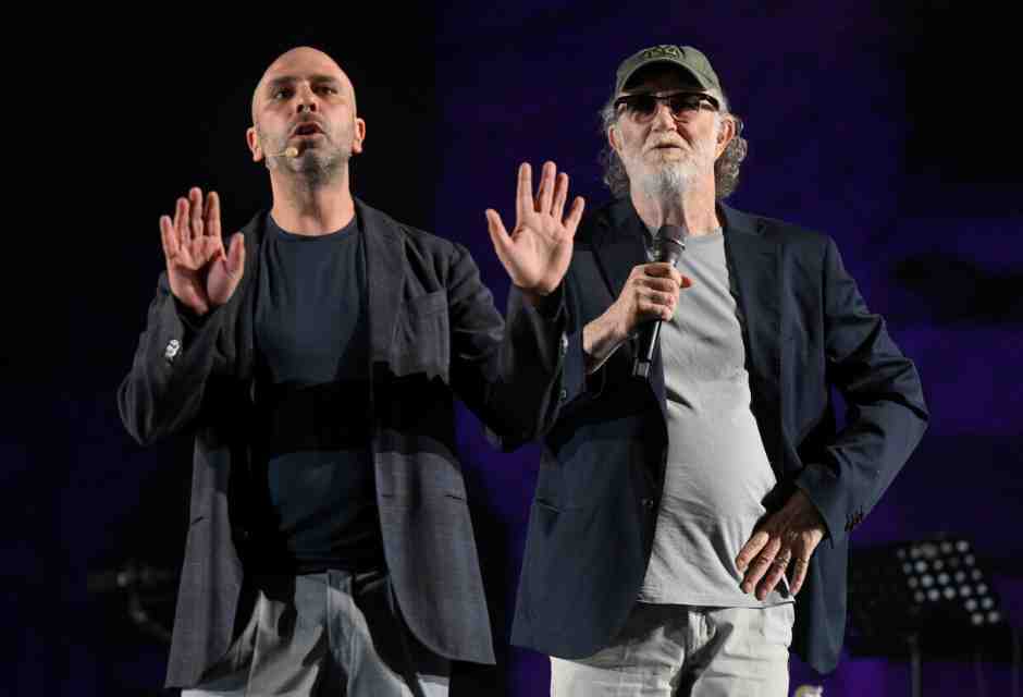 Ecco a Caracalla il pastiche di De Gregori e Zalone, un “feat.” non replicabile
