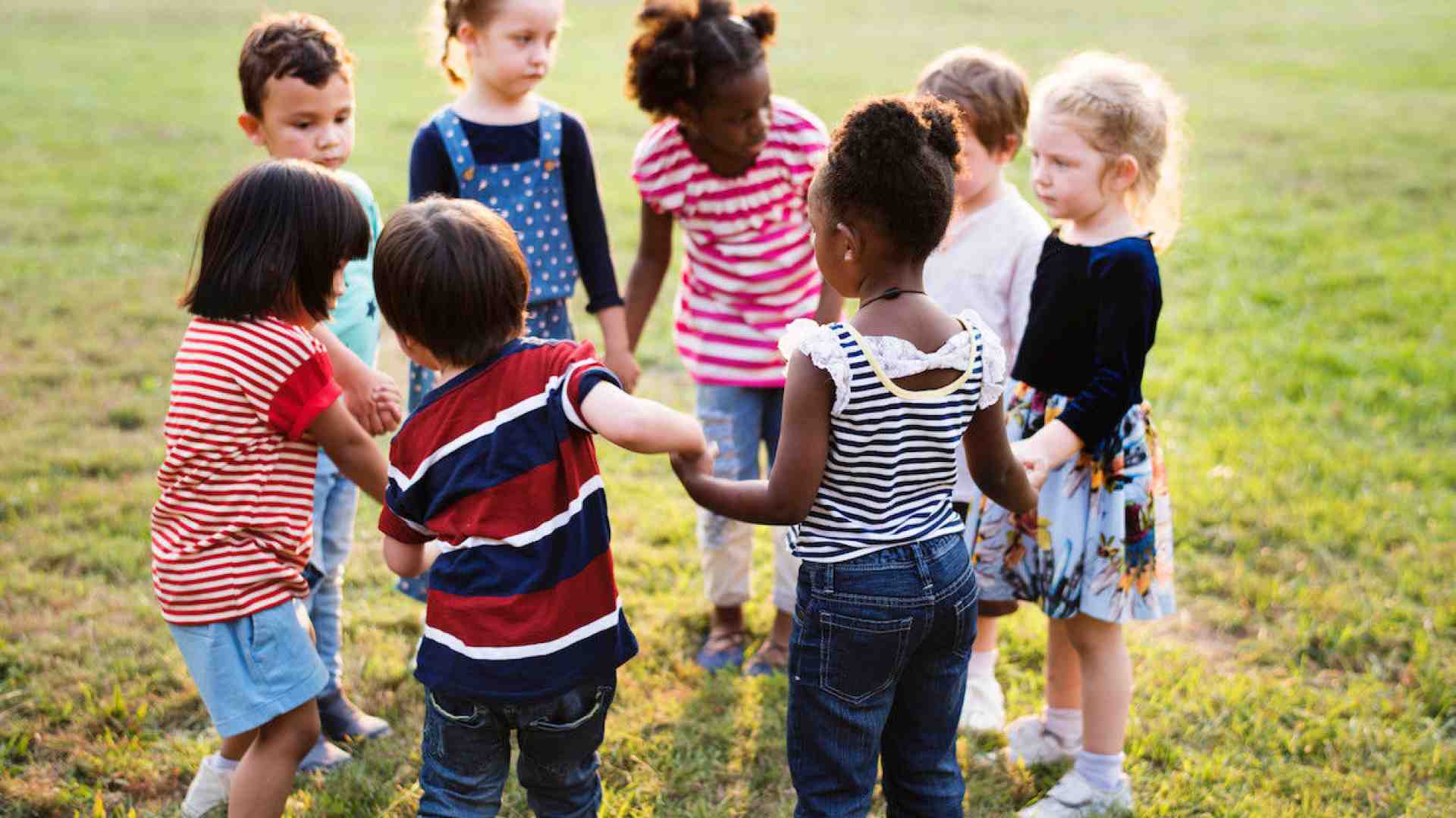 «Sai maestra, noi andiamo a pregare al capitello»
