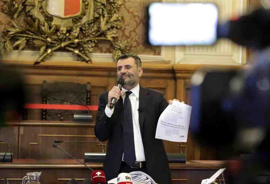 Bari, Torino, Genova. Sorpresa: il circo mediatico-giudiziario per una volta non condiziona il voto
