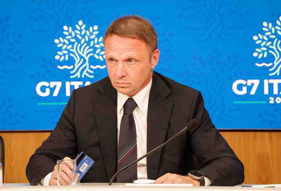 Lollobrigida sulle dimissioni di Signorelli: "Attraverso lui si voleva colpire il governo"