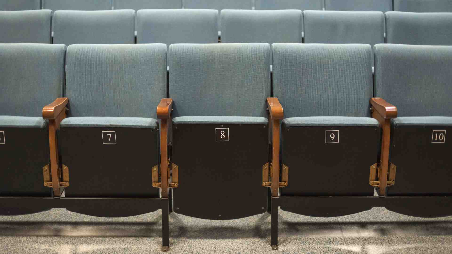 Il cinema e quella moltitudine di spettatori perduti