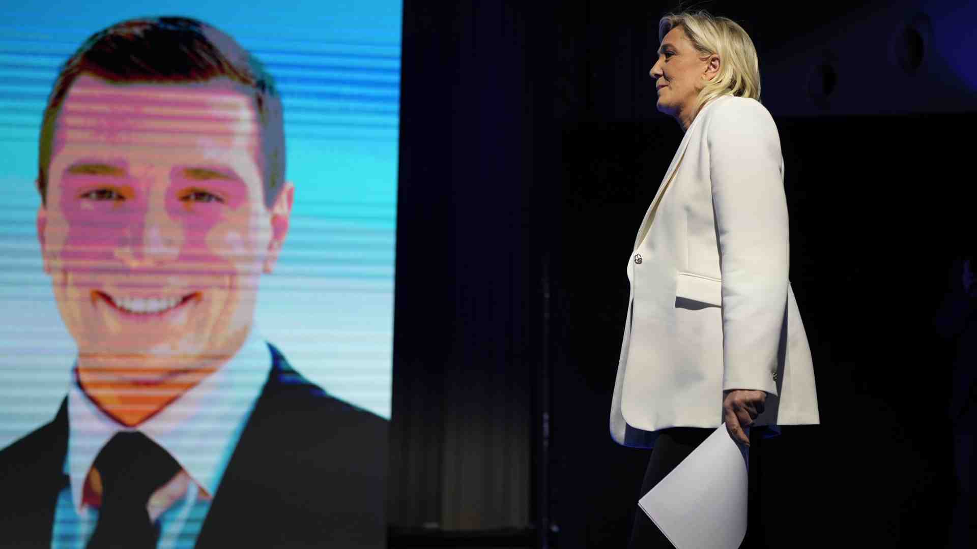 Le Pen, come Macron anni fa, sta frantumando i partiti vicini. Intervista