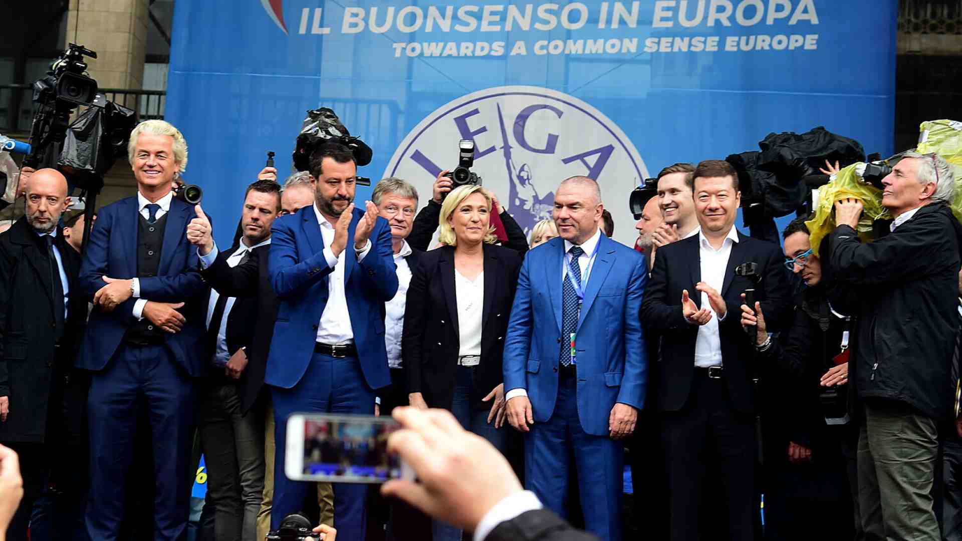 Il vertice sovranista di Le Pen, Salvini e Wilders