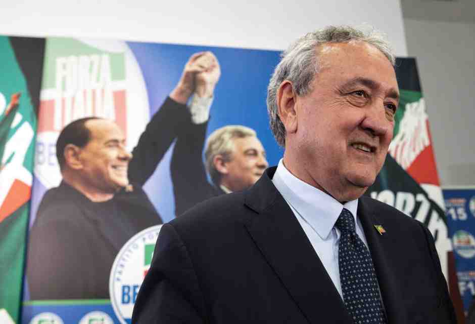 Calamita Forza Italia. Paolo Barelli: "In arrivo tre parlamentari dell’ex Terzo polo". I nomi e i contatti