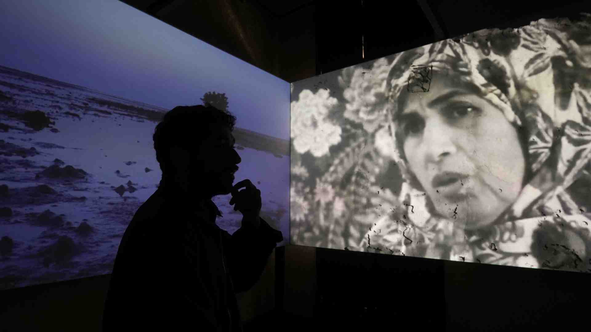 Per un'arte disobbediente e disimpegnata