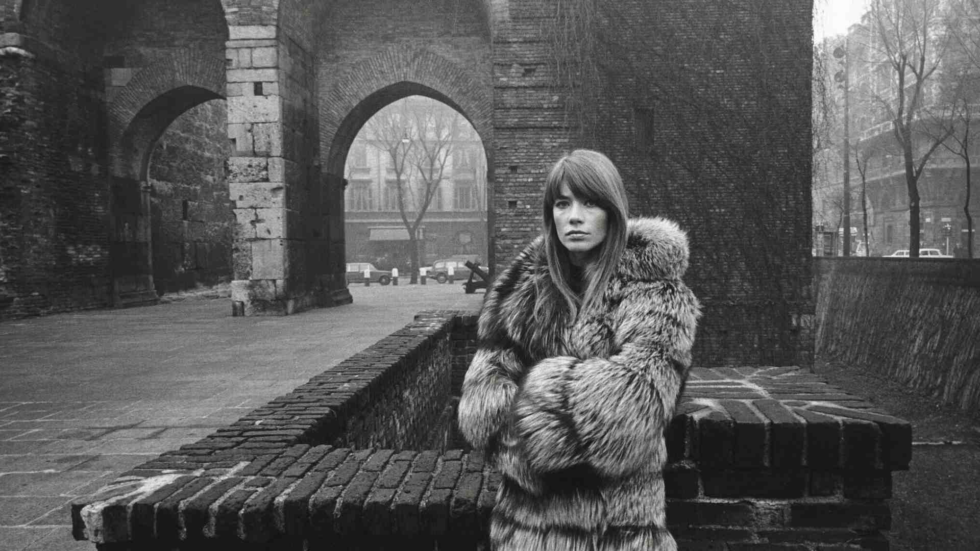 Generazione Françoise Hardy: la cantante metteva l’amore al centro, nella vita e nelle canzoni