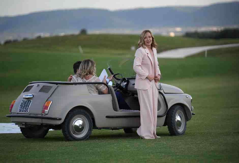 Il G7 della finta masseria e dal palato scialbo, senza vera Puglia in tavola