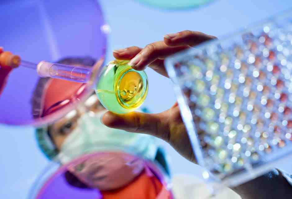 Nature, la biochimica e il vitalismo definito una fake news già un secolo fa