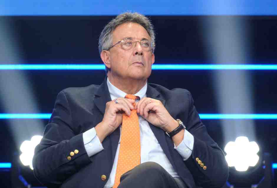 La Rai del "narciso" Sergio. L'exit: spedirlo a Ferrovie (dopo il rifiuto del Ragioniere dello stato)