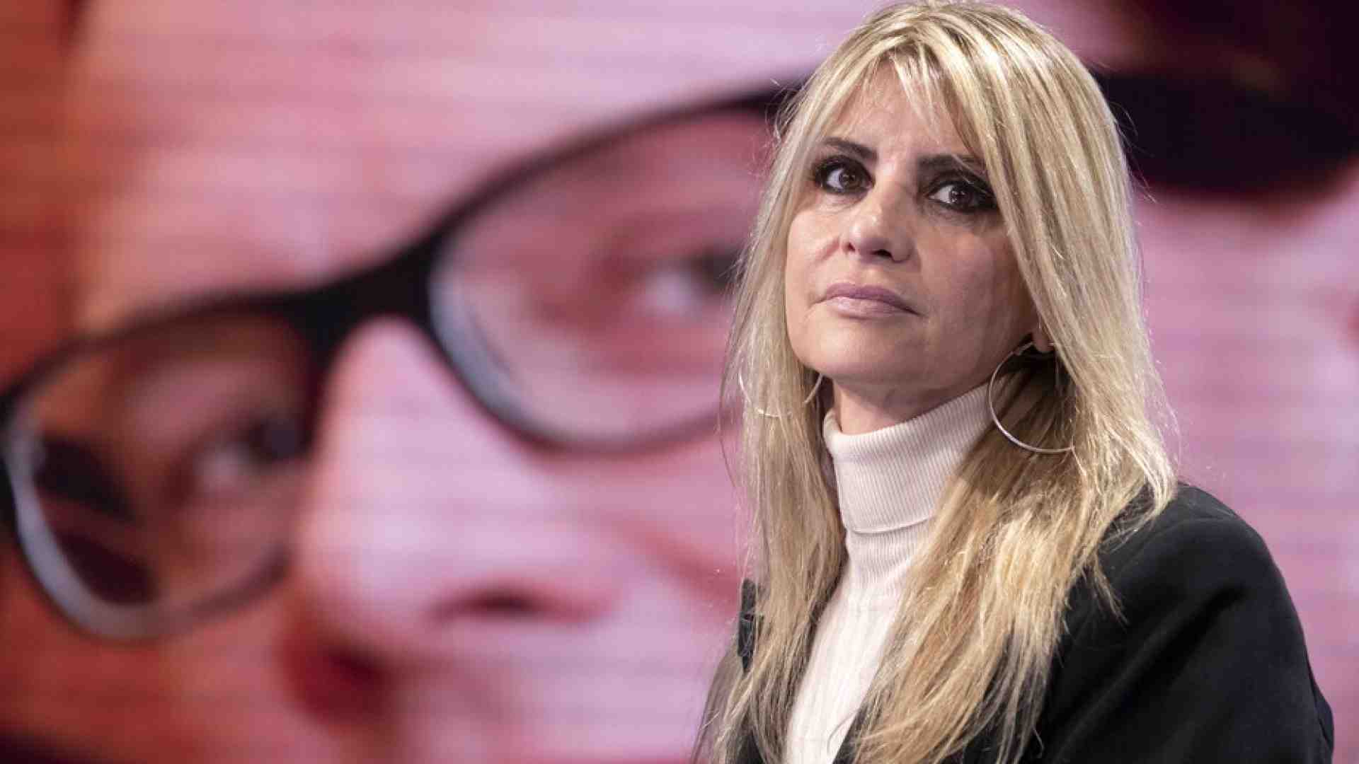 La moglie di David Rossi: "In Italia le commissioni parlamentari d'inchiesta non servono a nulla"